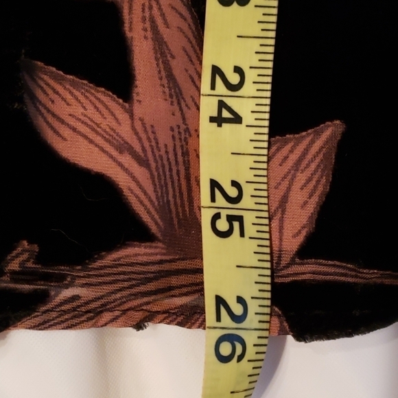 Line & Dot Claudette Top Black Velvet Burnout NWT - Picture 13 of 15